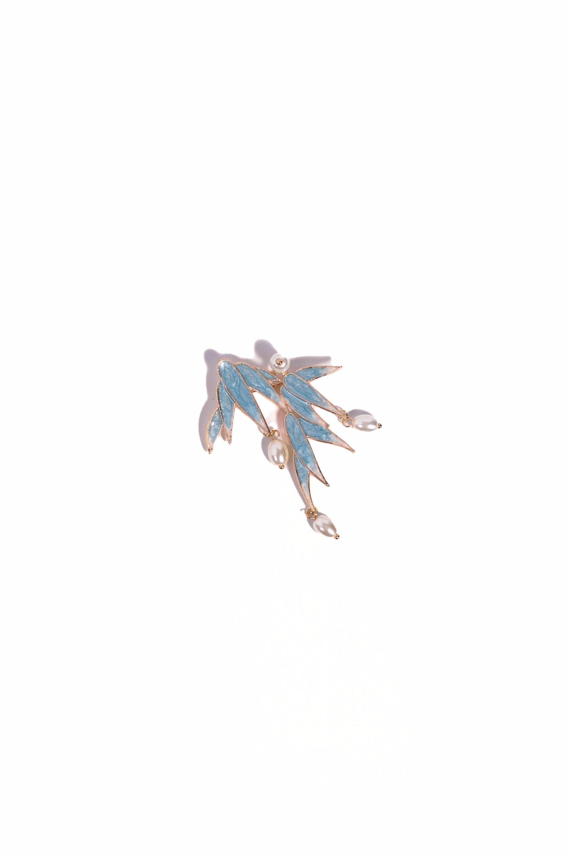 Bamboo Dew Brooch