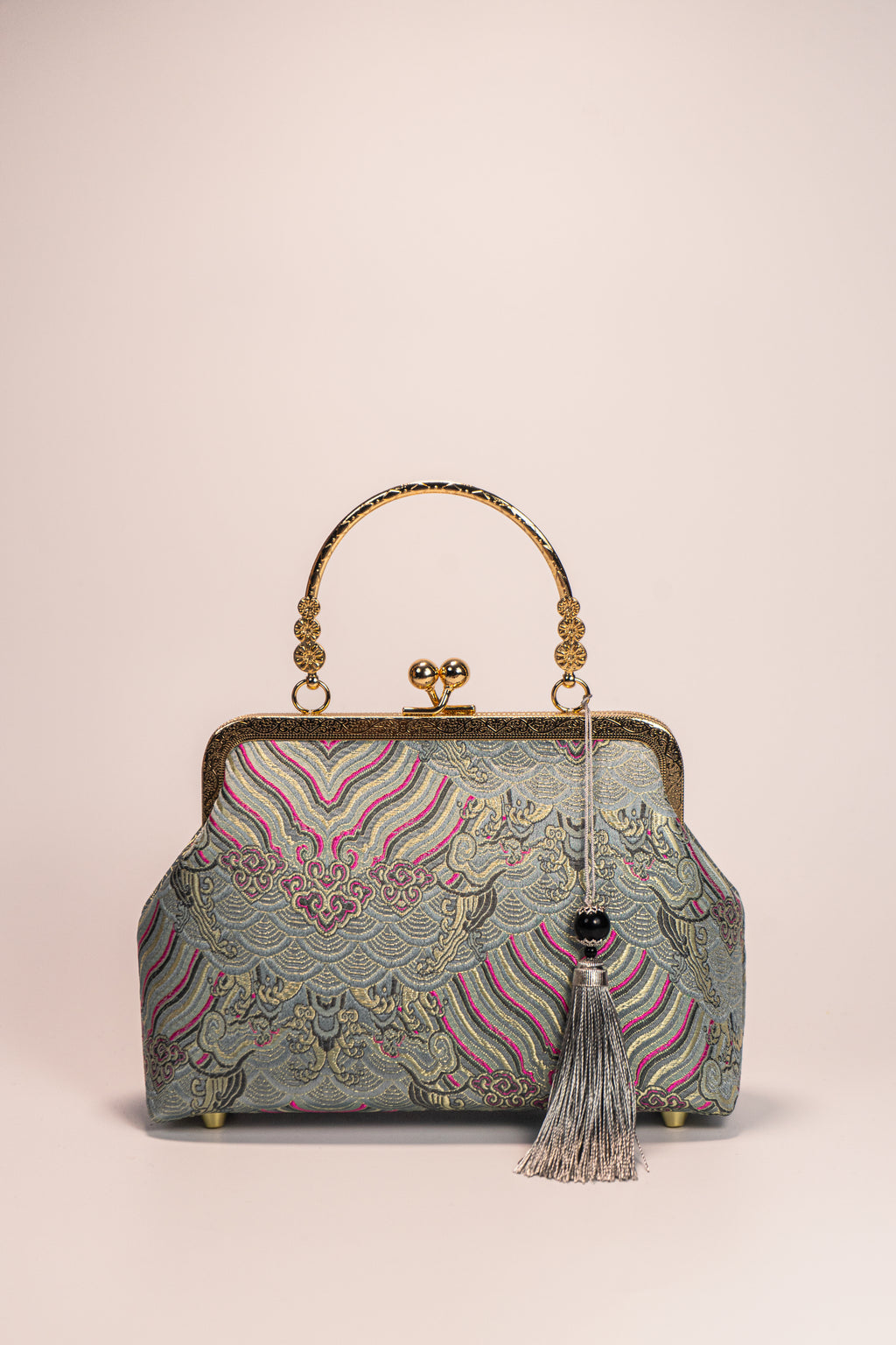 Silver Yunjin Clutch