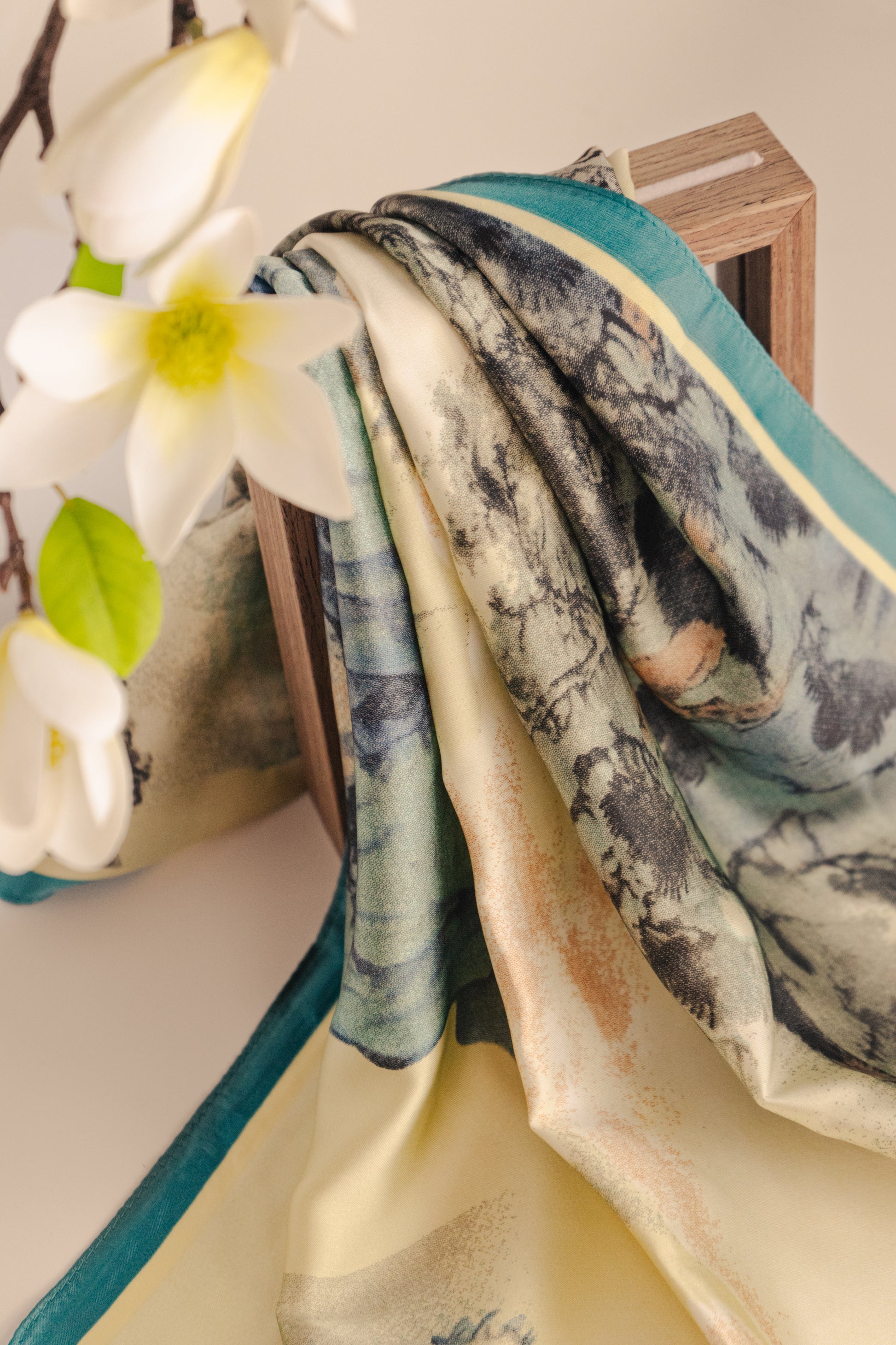 Mountain Bloom Scarf