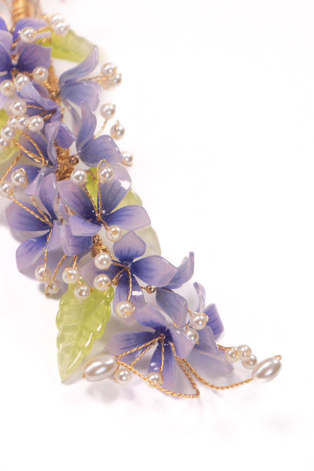 Wisteria Pearl Cascade Clip