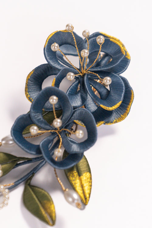 Azure Bloom Clip